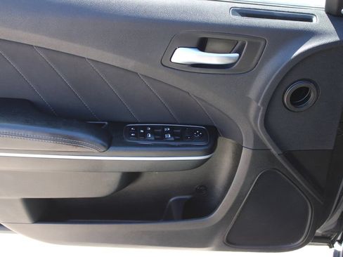 Used 2023 Dodge Charger SXT RWD image 32