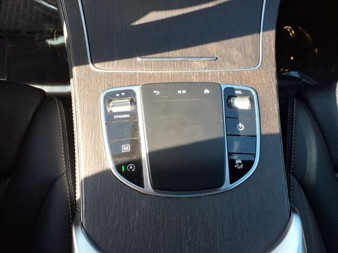 Used 2020 Mercedes-Benz GLC 300 4MATIC image 29