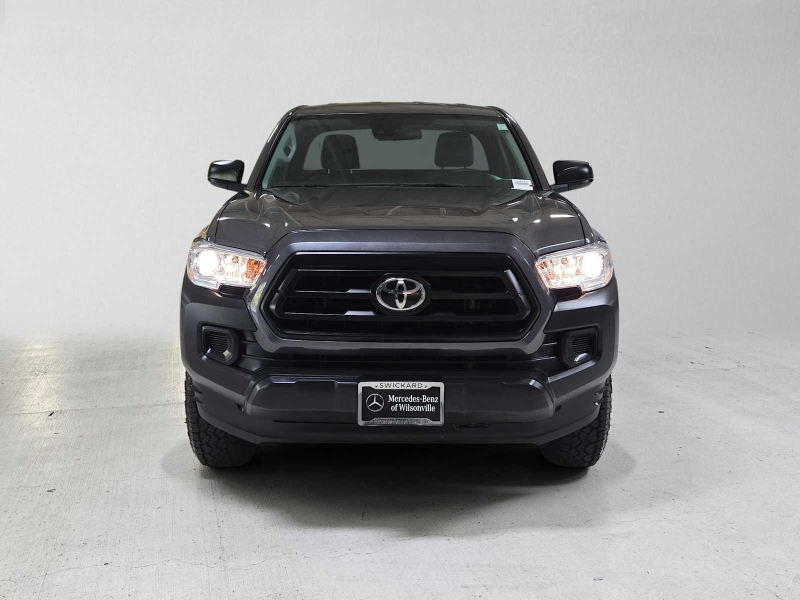 Used 2022 Toyota Tacoma SR RWD image 8