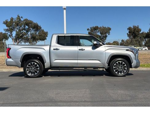 Used 2023 Toyota Tundra Limited AWD/4WD image 3