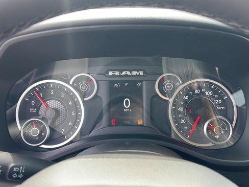 New 2026 RAM 1500 Big Horn AWD/4WD image 14