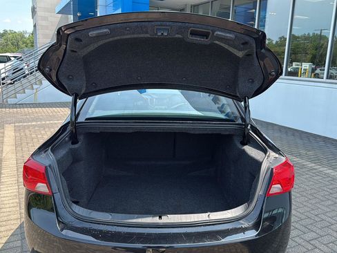Used 2014 Chevrolet Impala LT FWD image 30