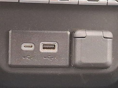 Used 2020 GMC Sierra 1500 SLT w/ SLT Premium Plus Package image 30