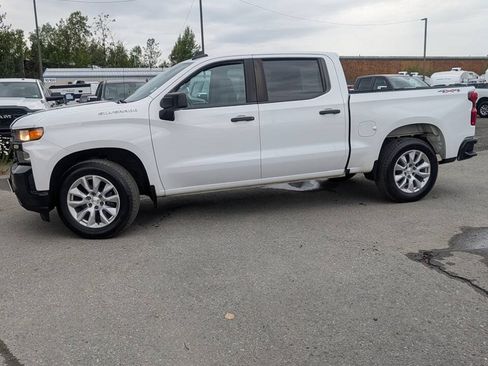 Used 2021 Chevrolet Silverado 1500 W/T w/ WT Value Package AWD/4WD image 2