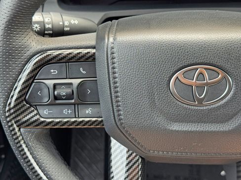 Used 2025 Toyota 4Runner SR5 RWD image 19