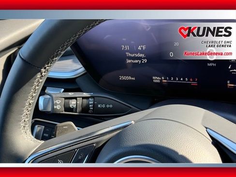 Used 2025 Buick Enclave Preferred image 40