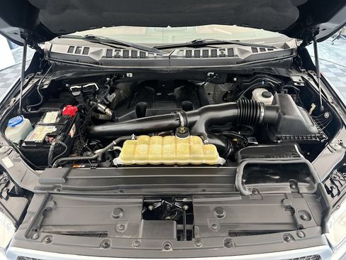 Used 2019 Ford F150 Platinum w/ Equipment Group 701A Luxury AWD/4WD image 33