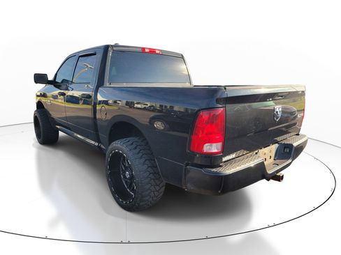 Used 2017 RAM 1500 Express AWD/4WD image 6