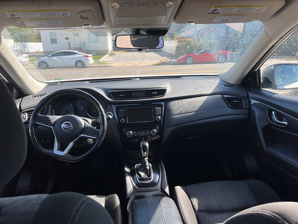 Used 2020 Nissan Rogue SV AWD/4WD image 7