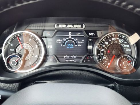 Used 2023 RAM 1500 Laramie image 16