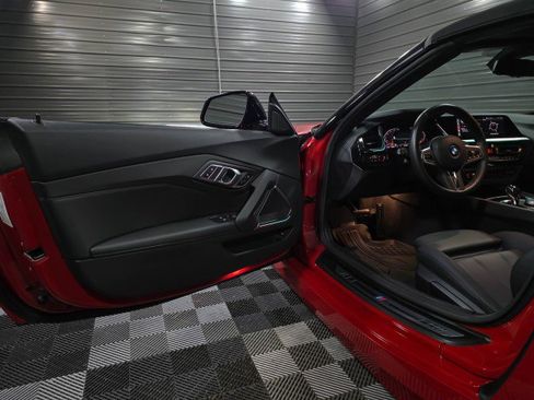 Used 2021 BMW Z4 sDrive30i w/ M Sport Package image 28
