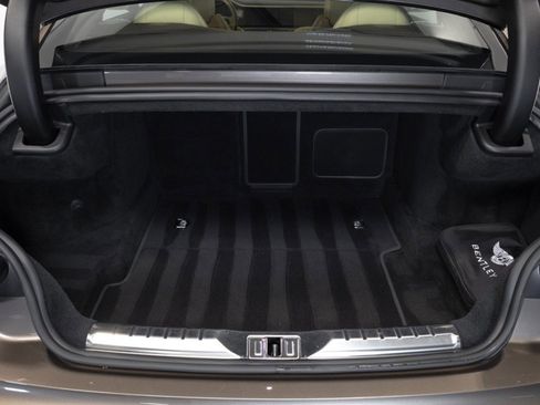 Used 2022 Bentley Continental GT AWD/4WD image 52