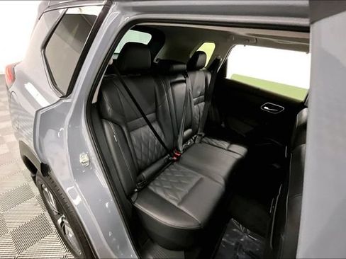 Used 2023 Nissan Rogue Platinum w/ Platinum Premium Package FWD image 26