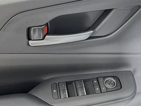 New 2026 Toyota Prius Plug-In Hybrid FWD image 14