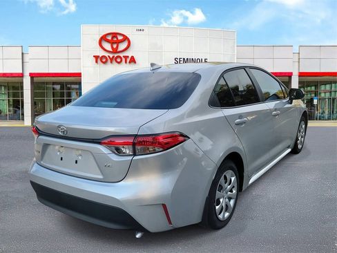 Used 2026 Toyota Corolla LE FWD image 3