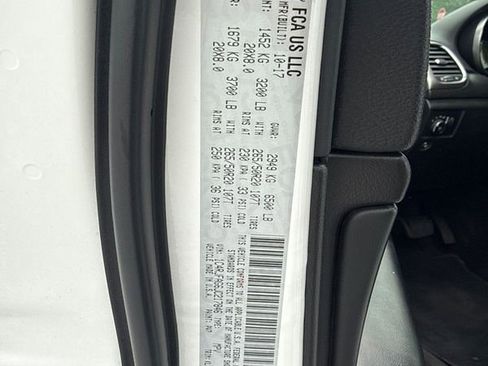 Used 2018 Jeep Grand Cherokee Altitude AWD/4WD image 29