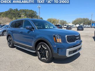 Used 2024 Kia Telluride EX w/ EX Captain's Chair Package 360° Tour