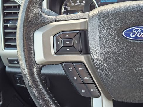 Used 2020 Ford F250 Lariat image 29