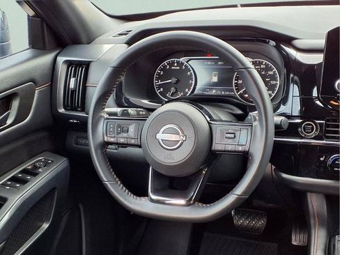 Certified 2023 Nissan Pathfinder Rock Creek AWD/4WD image 15
