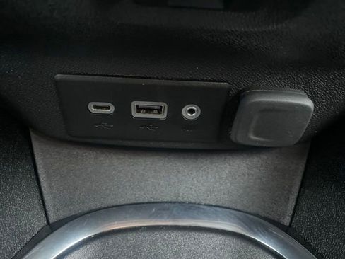 Used 2024 Chevrolet Malibu LT image 25