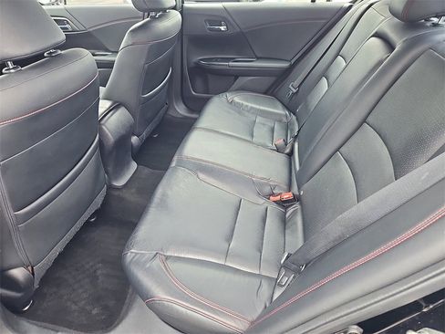 Used 2017 Honda Accord Sport Special Edition image 25