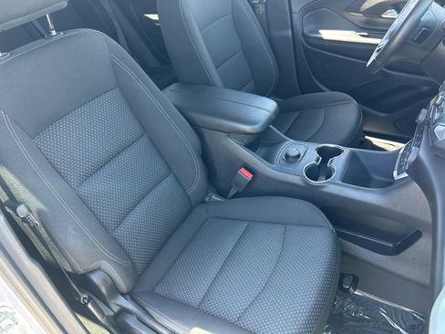 Certified 2024 GMC Terrain SLE FWD image 11