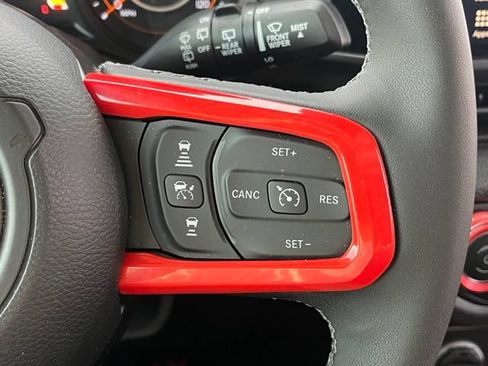 Certified 2025 Jeep Wrangler Unlimited Sport AWD/4WD image 17