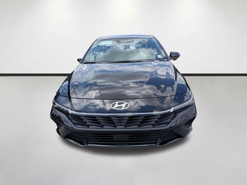 New 2026 Hyundai Elantra SEL Sport Premium FWD image 9