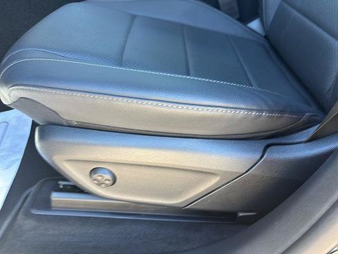 Used 2025 Mercedes-Benz GLE 350 4MATIC image 12