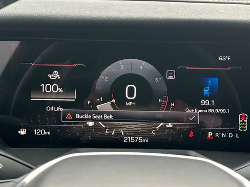 Used 2025 GMC Acadia Elevation image 41