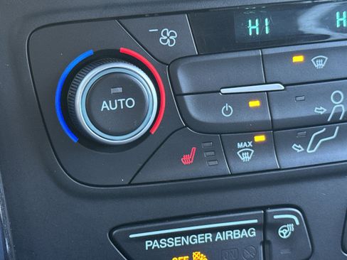 Used 2019 Ford Escape Titanium w/ U9j03 - Titanium Tow Package image 20