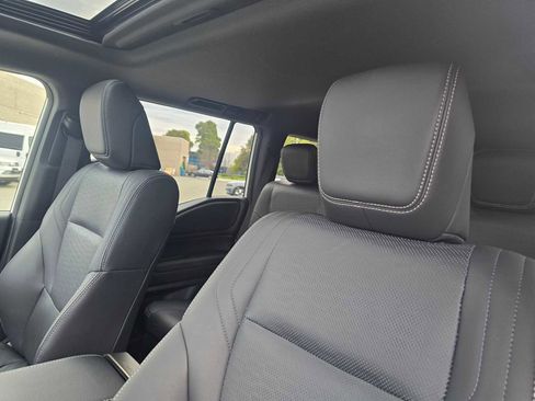 Used 2025 Toyota Land Cruiser image 24