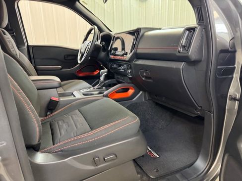 Used 2026 Nissan Frontier PRO-4X AWD/4WD image 27