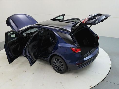 Used 2023 Chevrolet Equinox RS image 19