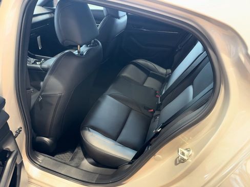 New 2026 MAZDA MAZDA3 Hatchback w/Premium Plus Pkg image 9