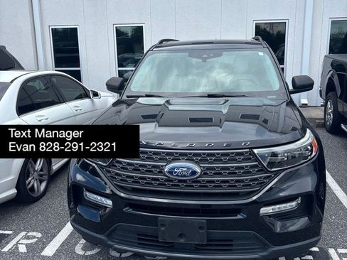 Used 2021 Ford Explorer XLT w/ Equipment Group 202A RWD image 3