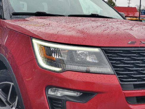 Used 2018 Ford Explorer Sport w/ Equipment Group 401A AWD/4WD image 7