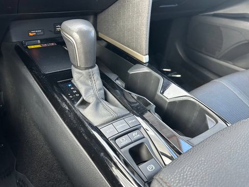 Certified 2025 Toyota Camry XLE FWD image 21