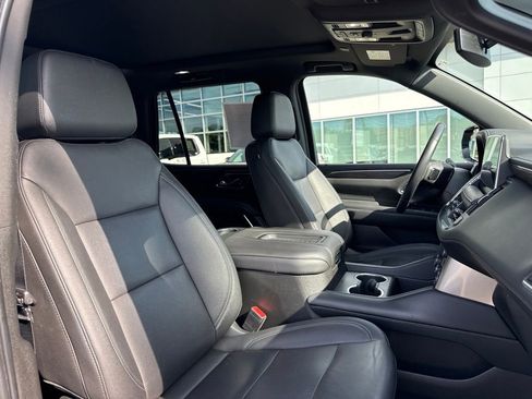 Used 2022 Chevrolet Tahoe LT AWD/4WD image 16