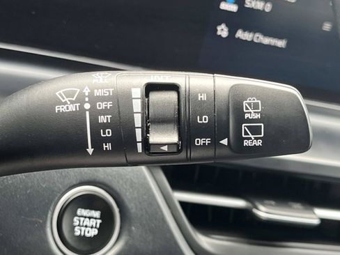Used 2024 Kia Seltos SX AWD/4WD image 37