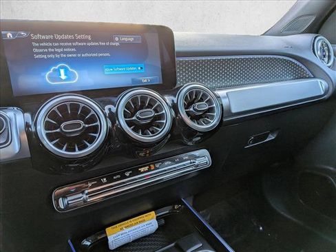 Certified 2025 Mercedes-Benz GLB 250 GLB 250 image 13