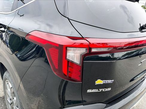 Used 2024 Kia Seltos S AWD/4WD image 30