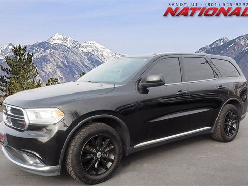 Used 2019 Dodge Durango SXT w/ 3rd Row Seating Group image 1