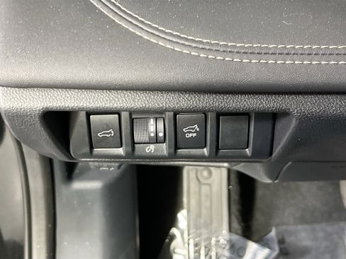 Used 2022 Subaru Outback Limited XT AWD/4WD image 10