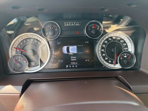 Used 2017 RAM 1500 Laramie w/ Convenience Group AWD/4WD image 11