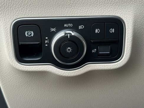 Certified 2025 Mercedes-Benz GLA 250 GLA 250 image 31