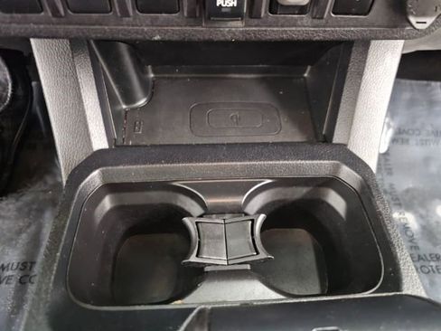 Used 2019 Toyota Tacoma TRD Off-Road image 22