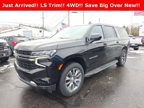Used 2023 Chevrolet Suburban LS image 1