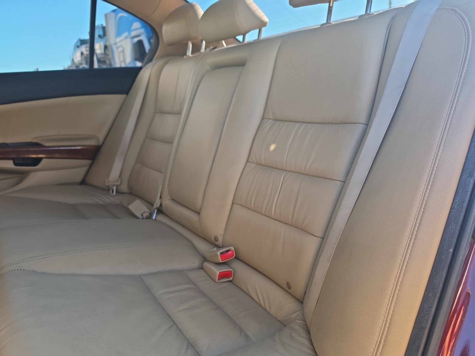 Used 2011 Honda Accord EX-L image 23