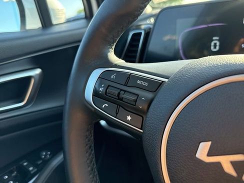 Used 2023 Kia Sportage EX AWD/4WD image 29